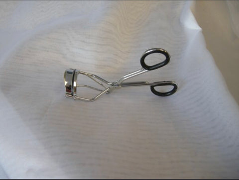 Eyelash Curler